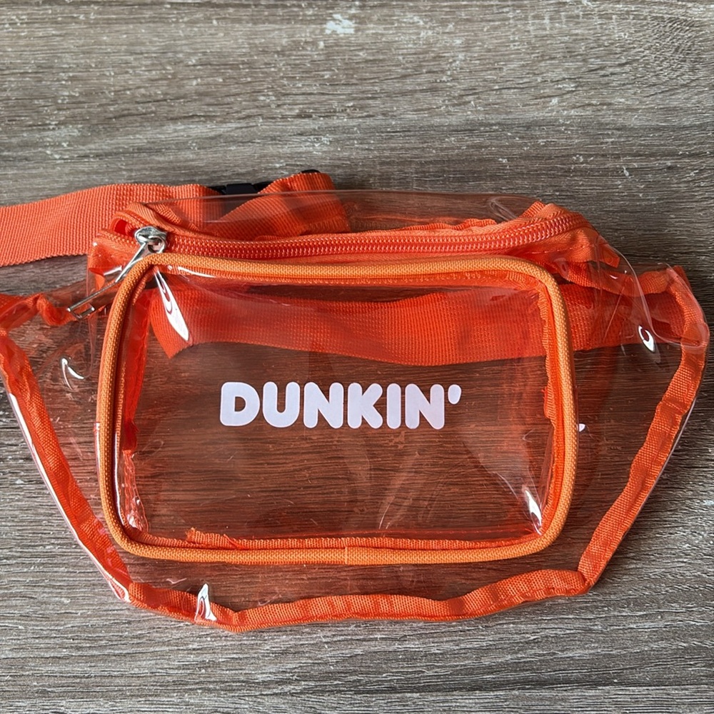 Dunkin Dounuts Fanny Pack and Lip Balm NWOT PRICE FIRM 💥 - Picture 2 of 8